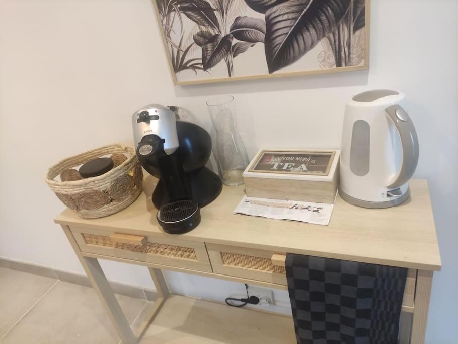 Le Petit Cocon Apartment Montbozon Bagian luar foto